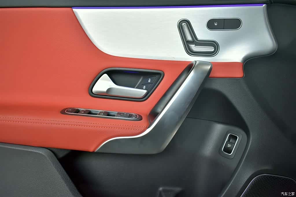 Mercedes-Benz A-Class, 2024 10