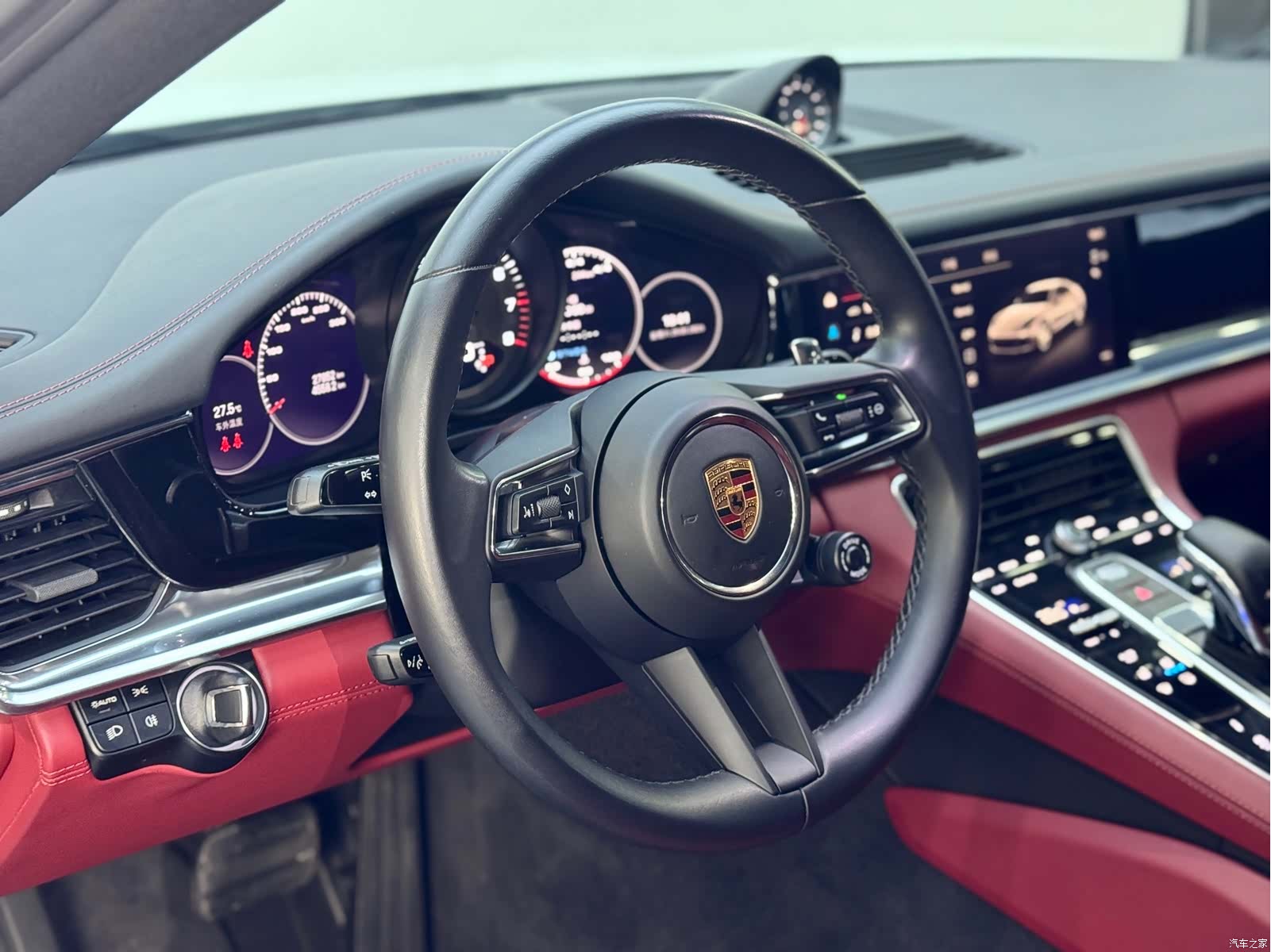 Porsche Panamera, 2023 15