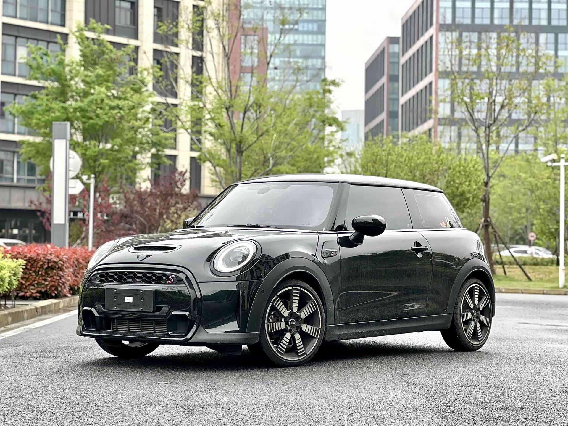 Mini Cooper, 2024 1