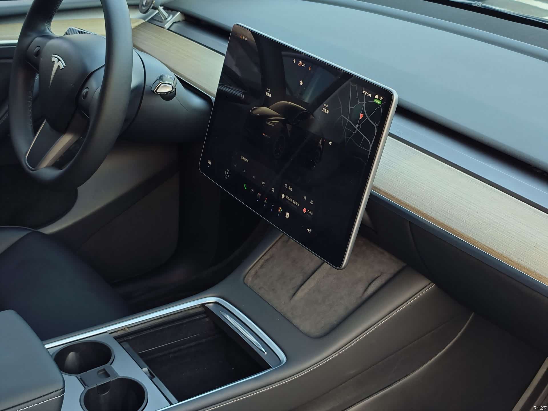 Tesla Model Y, 2022 9