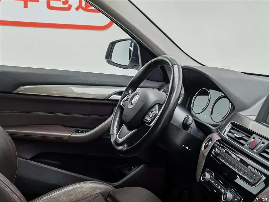BMW X1, 2019 22