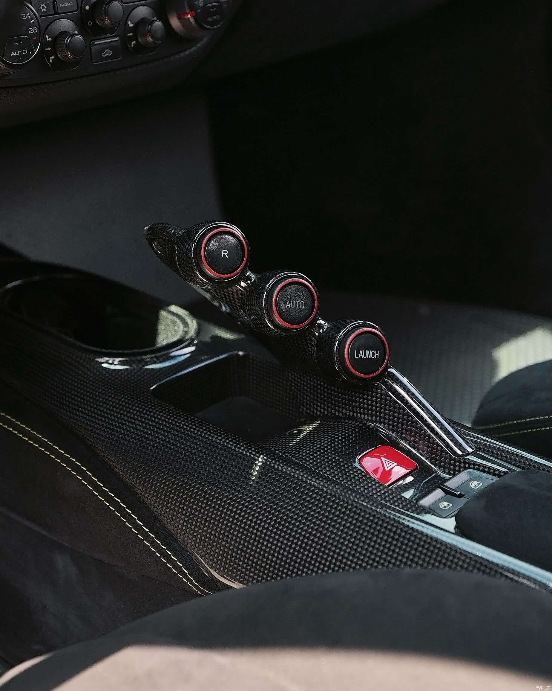 Ferrari 488, 2019 18