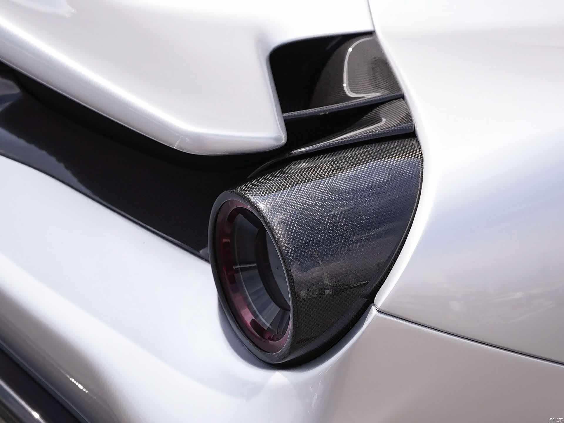 Ferrari 488, 2019 10