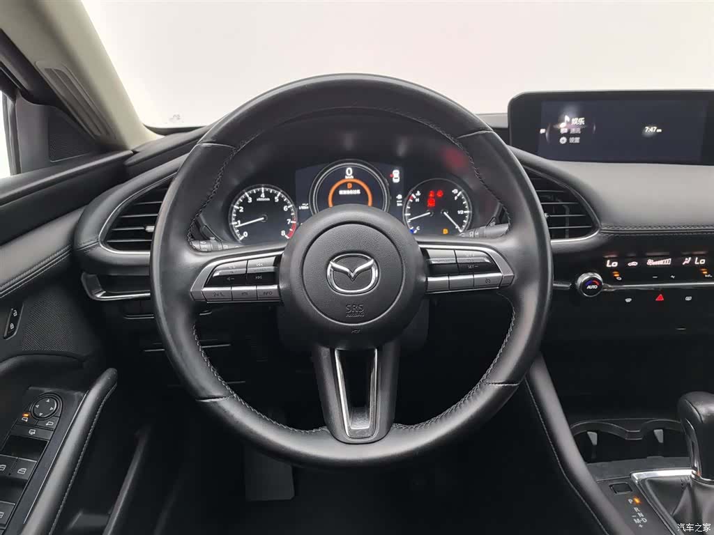 Mazda Mazda3, 2020 11
