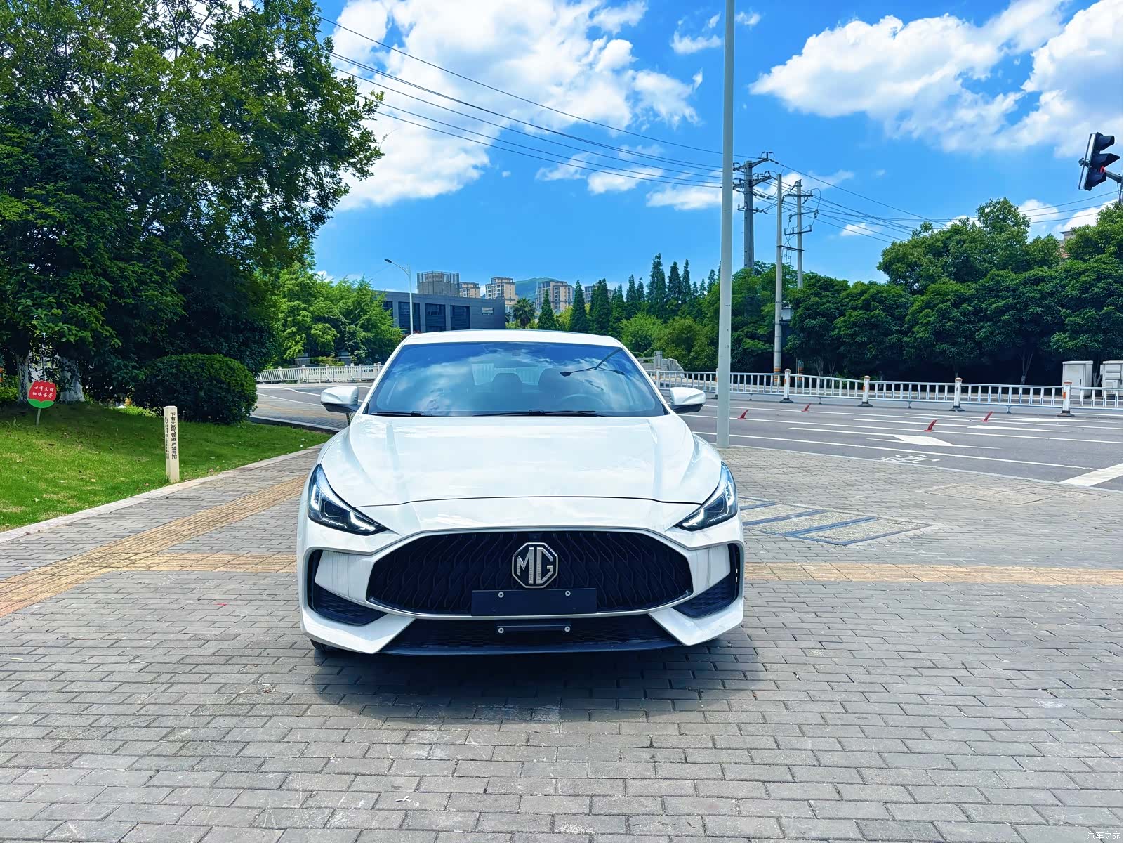 MG MG5, 2021 2