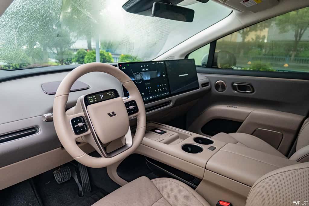 Li Auto i8, 2026 17