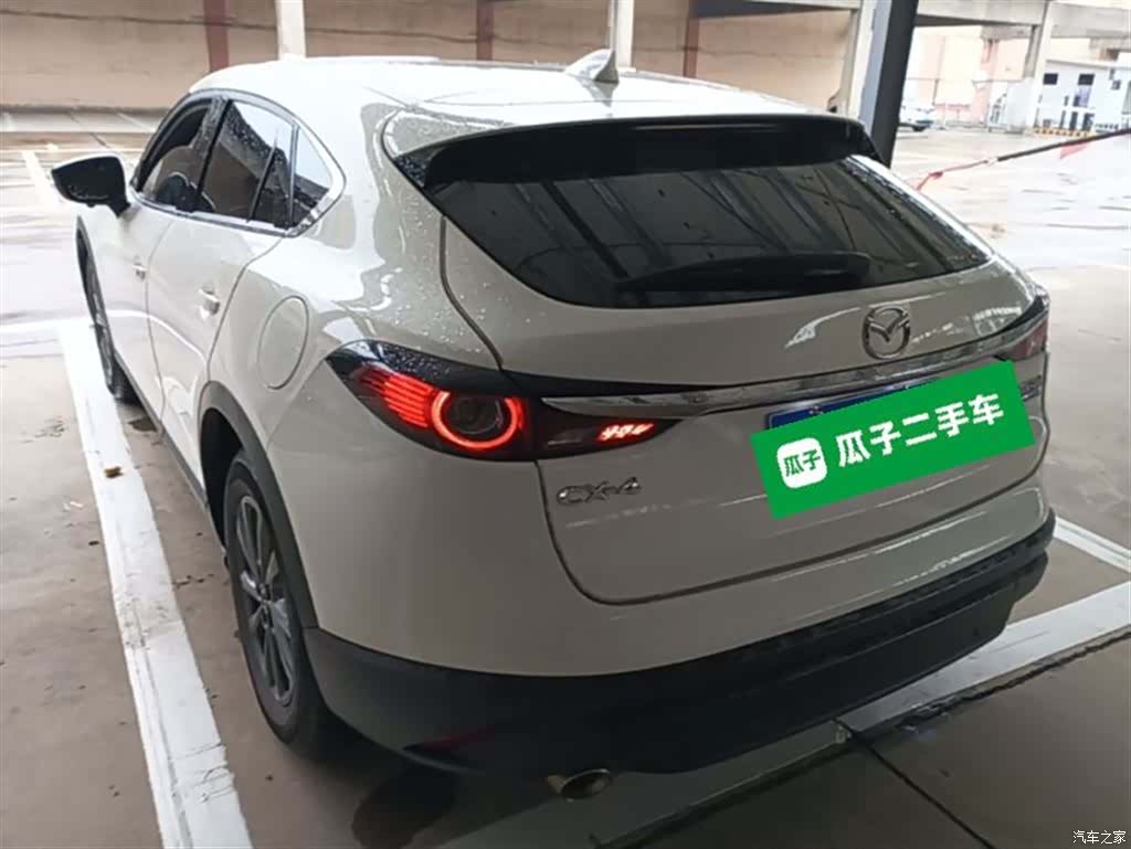 Mazda CX-4, 2021 все фото