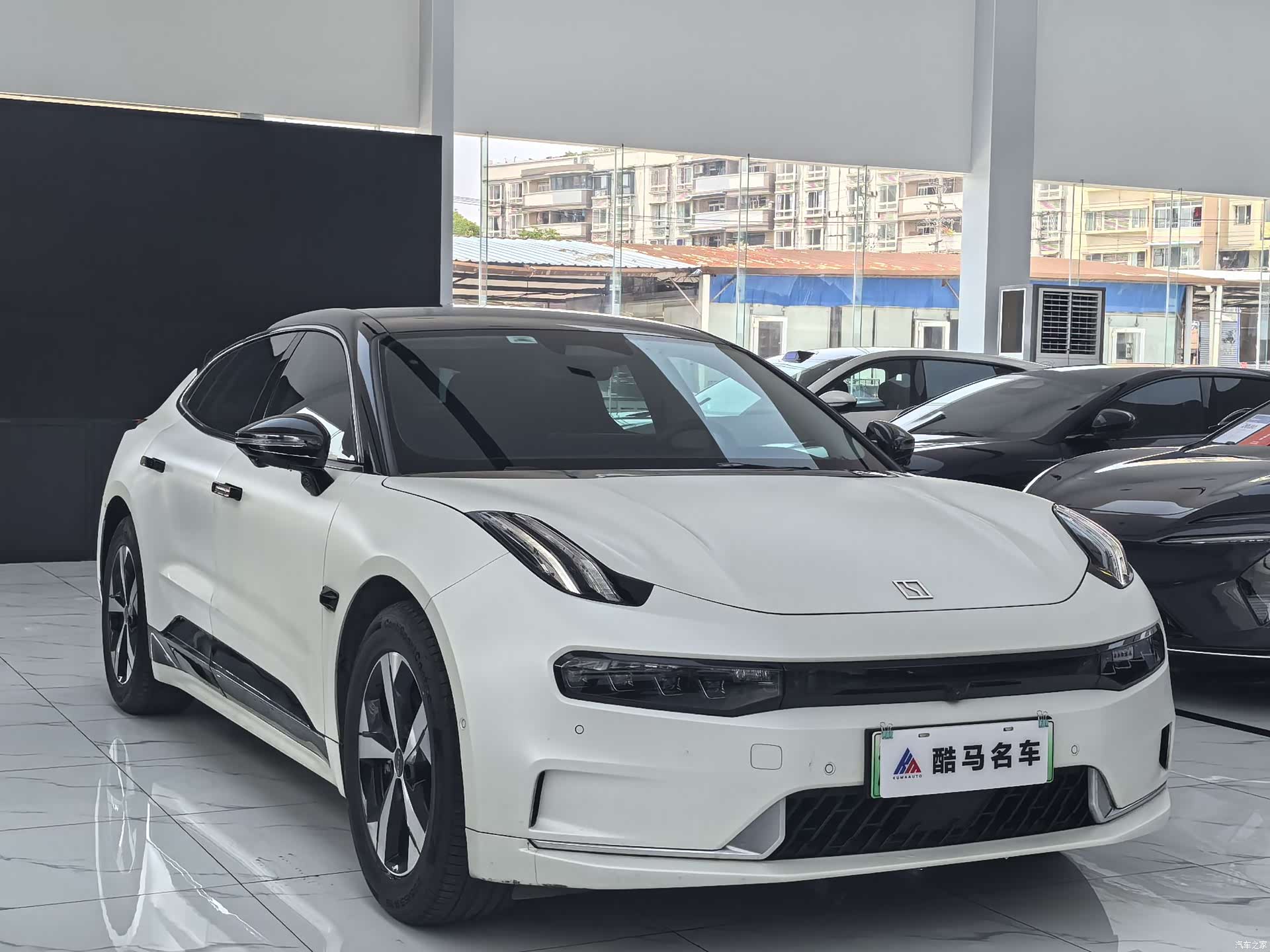 Zeekr 001, 2023 3
