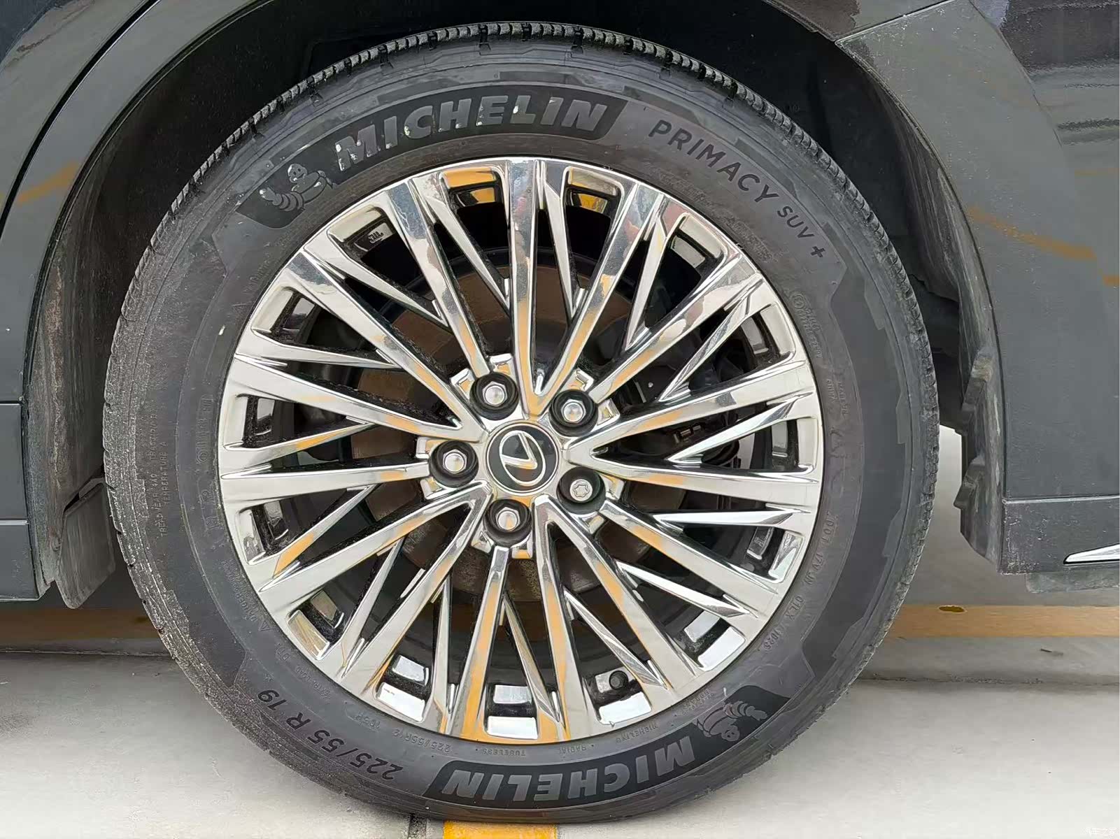 Lexus LM, 2025 22