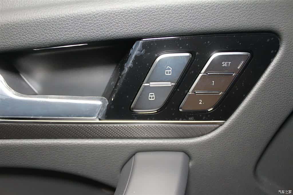 Audi Q5L, 2026 15