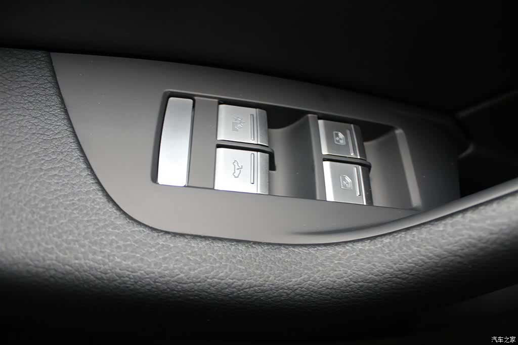 Audi A6L, 2026 11
