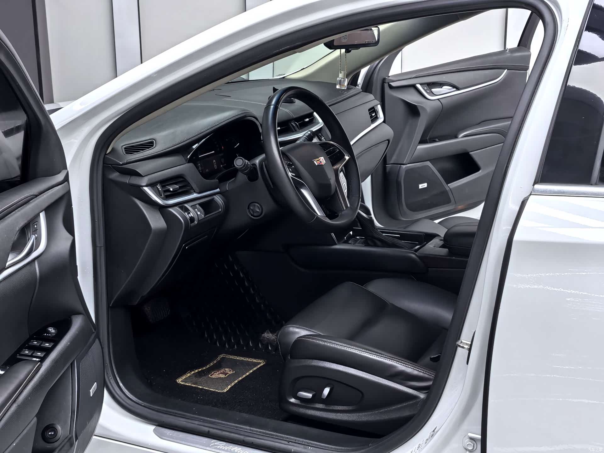Cadillac XTS, 2019 3