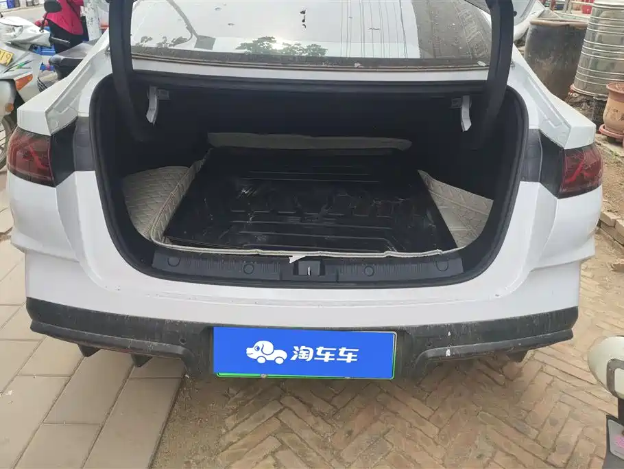 BYD Qin L