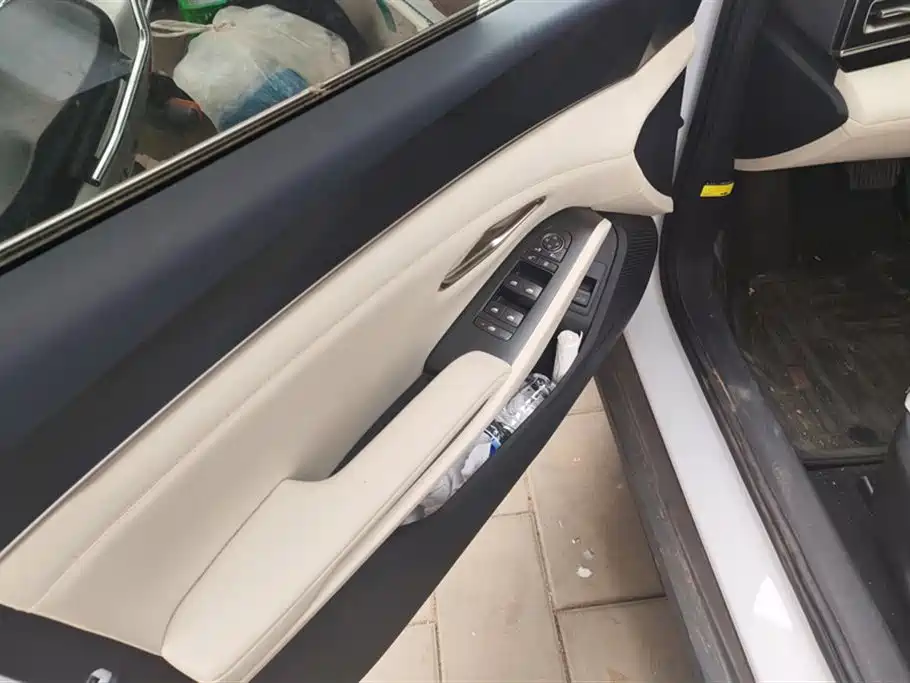 BYD Qin L