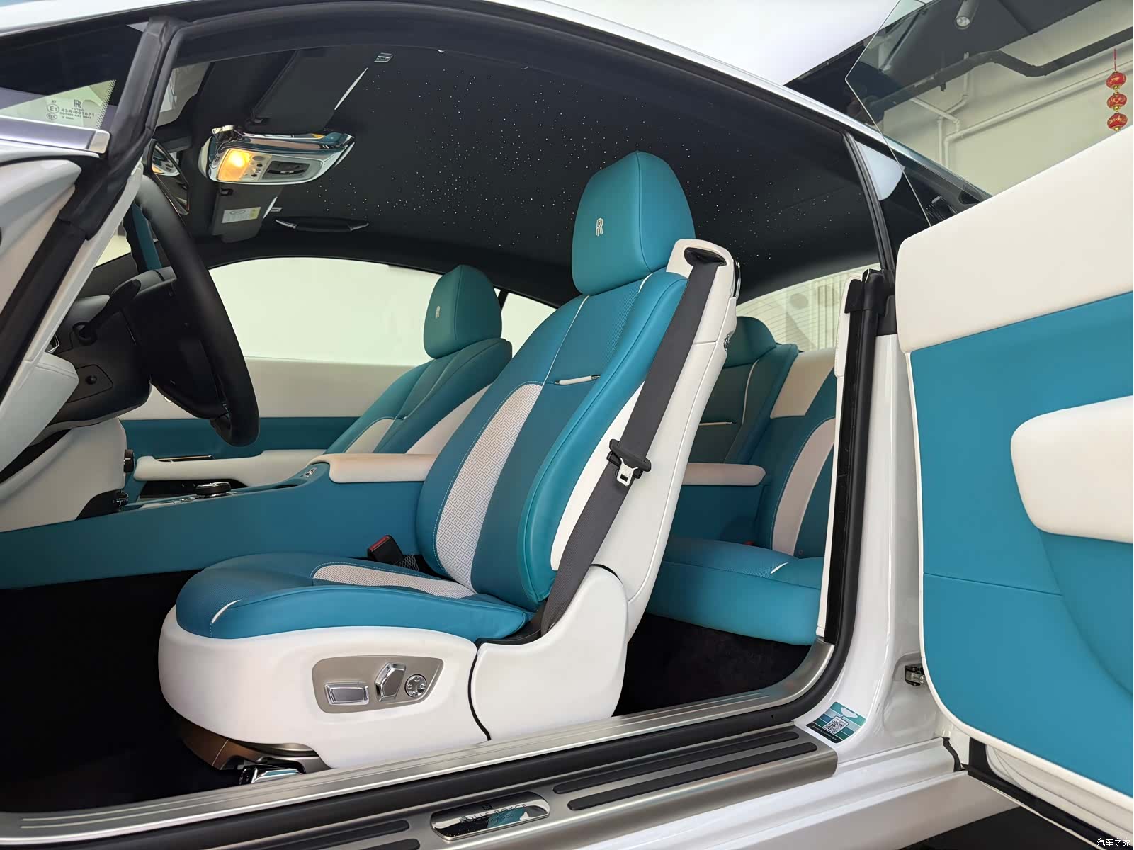 Rolls-Royce Wraith, 2019 11
