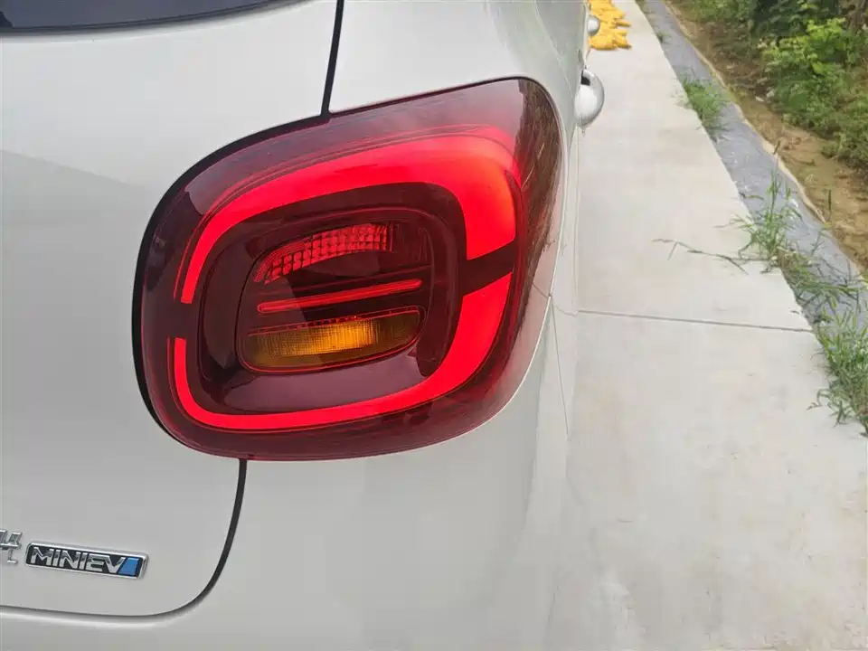 Wuling Hongguang MINIEV