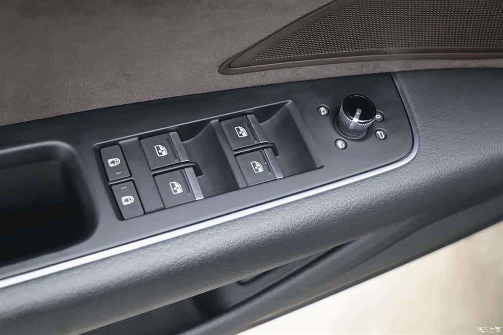 Audi A8L, 2018 11