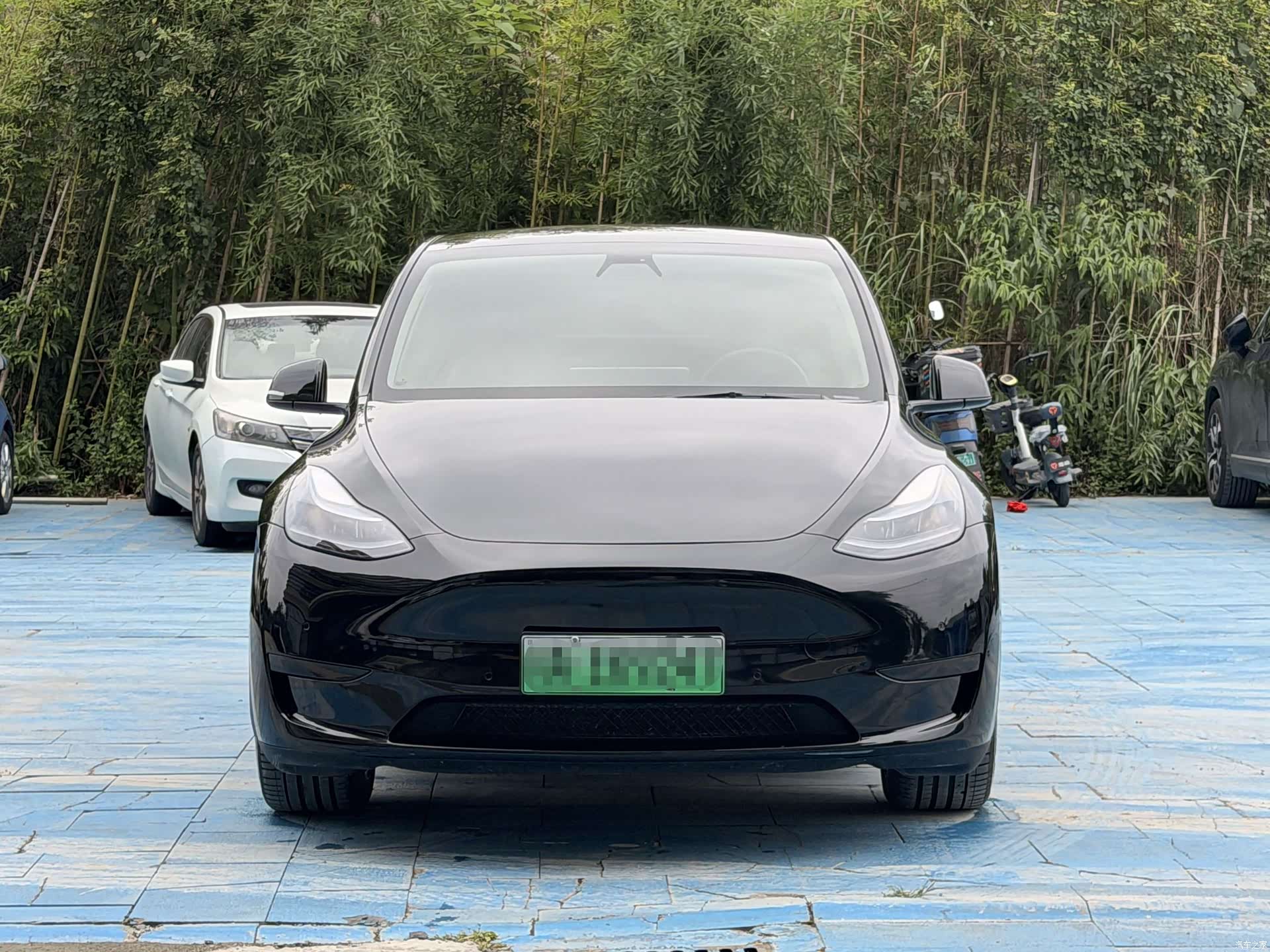 Tesla Model Y, 2022 2