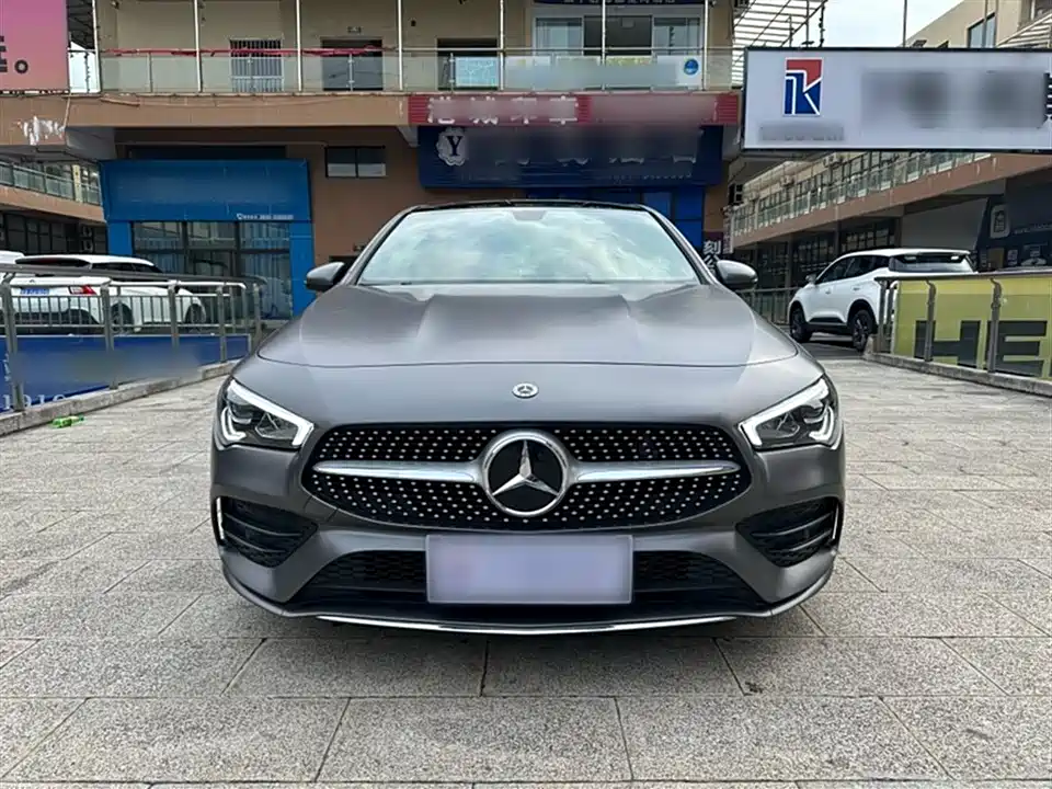 Mercedes-Benz CLA