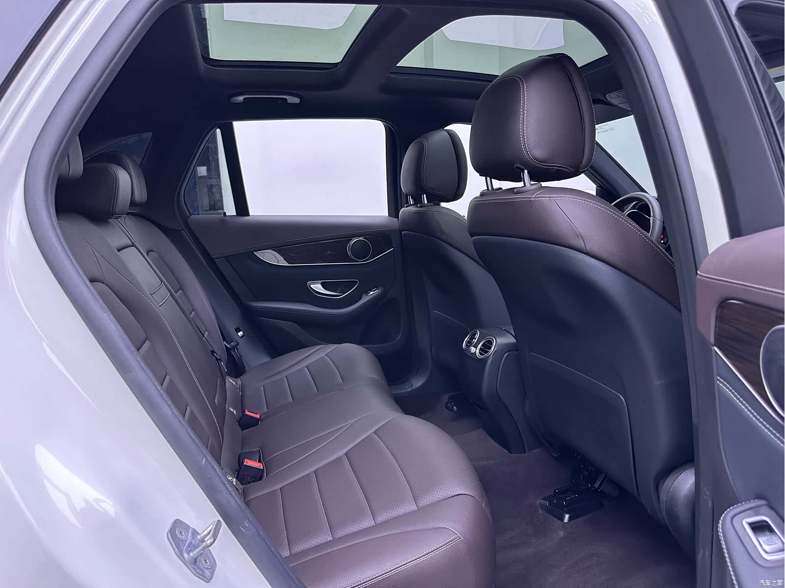 Mercedes-Benz GLC, 2017 13