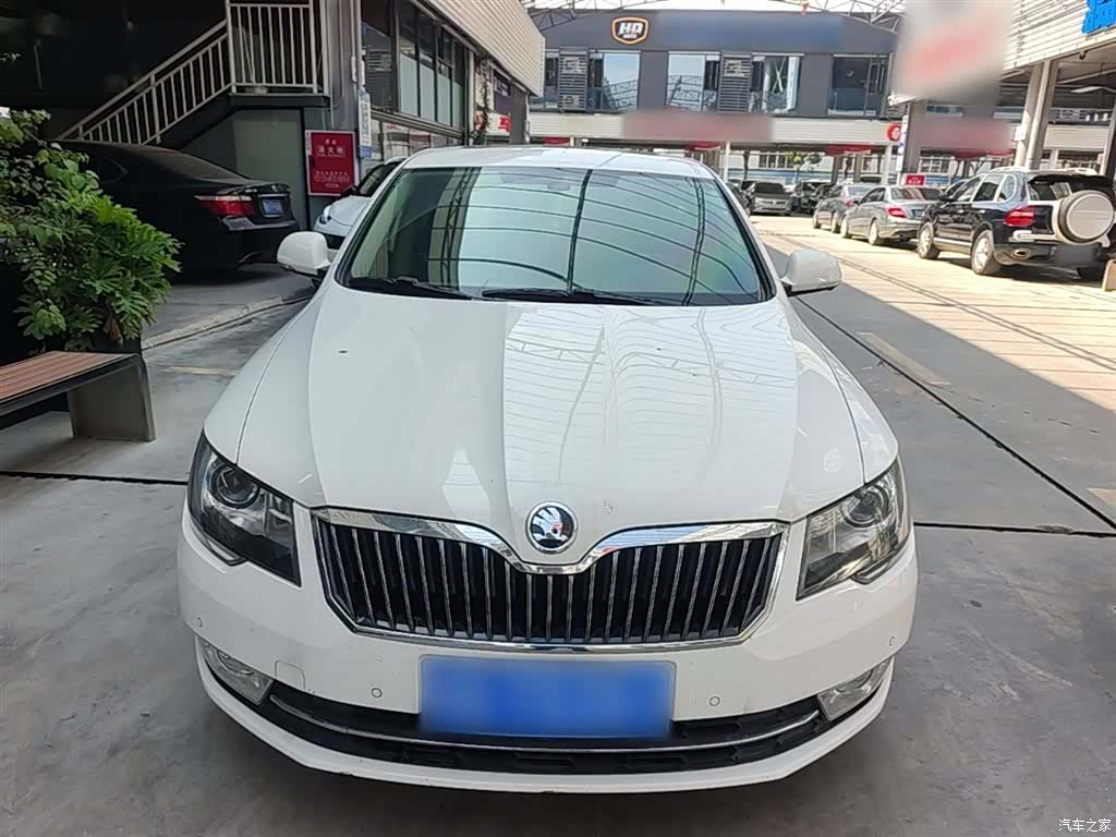 Skoda Superb, 2015 3
