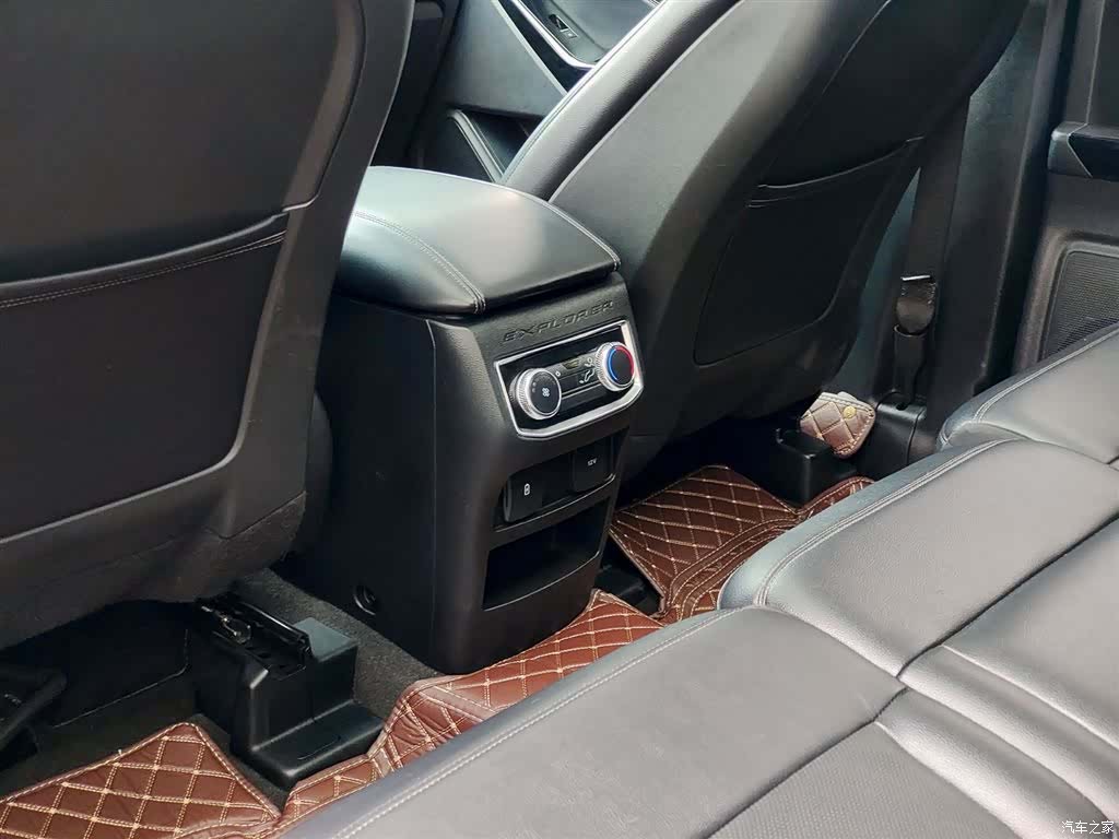 Ford Explorer, 2020 9