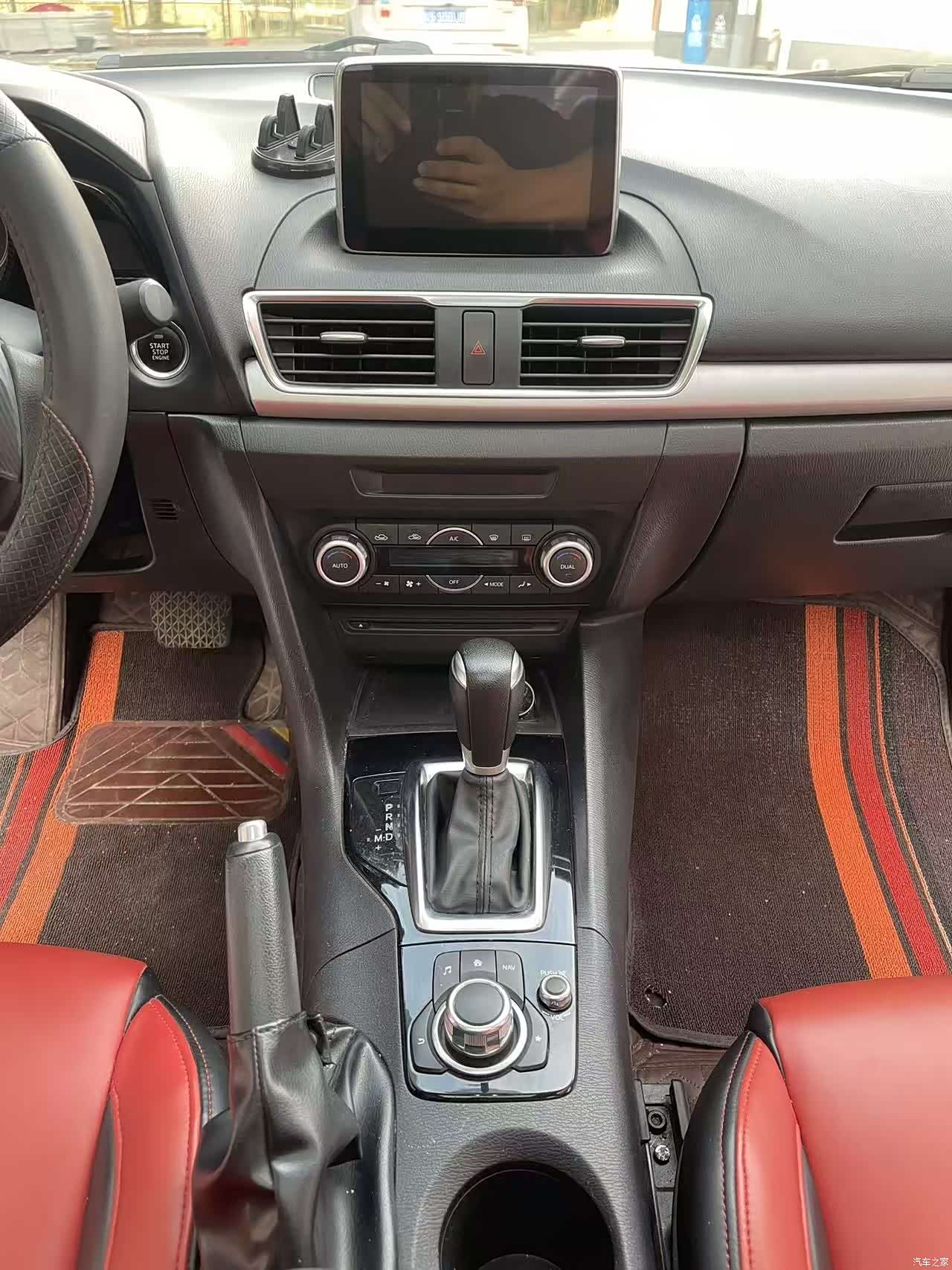 Mazda Mazda3, 2016 14