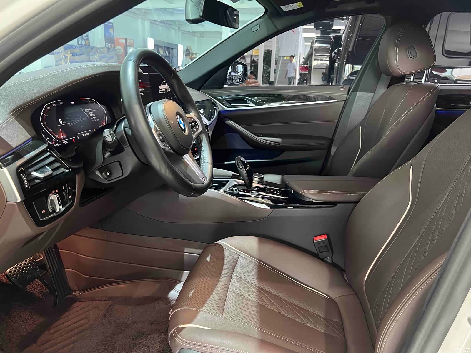 BMW 5 Series, 2022 10