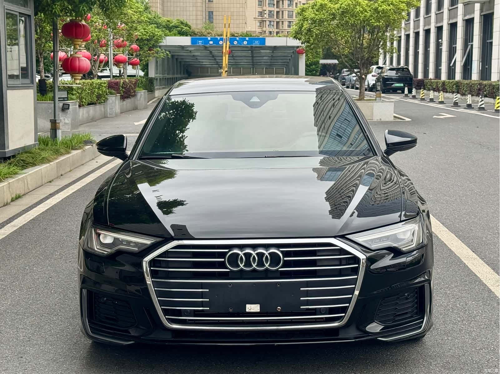 Audi A6L, 2021 все фото
