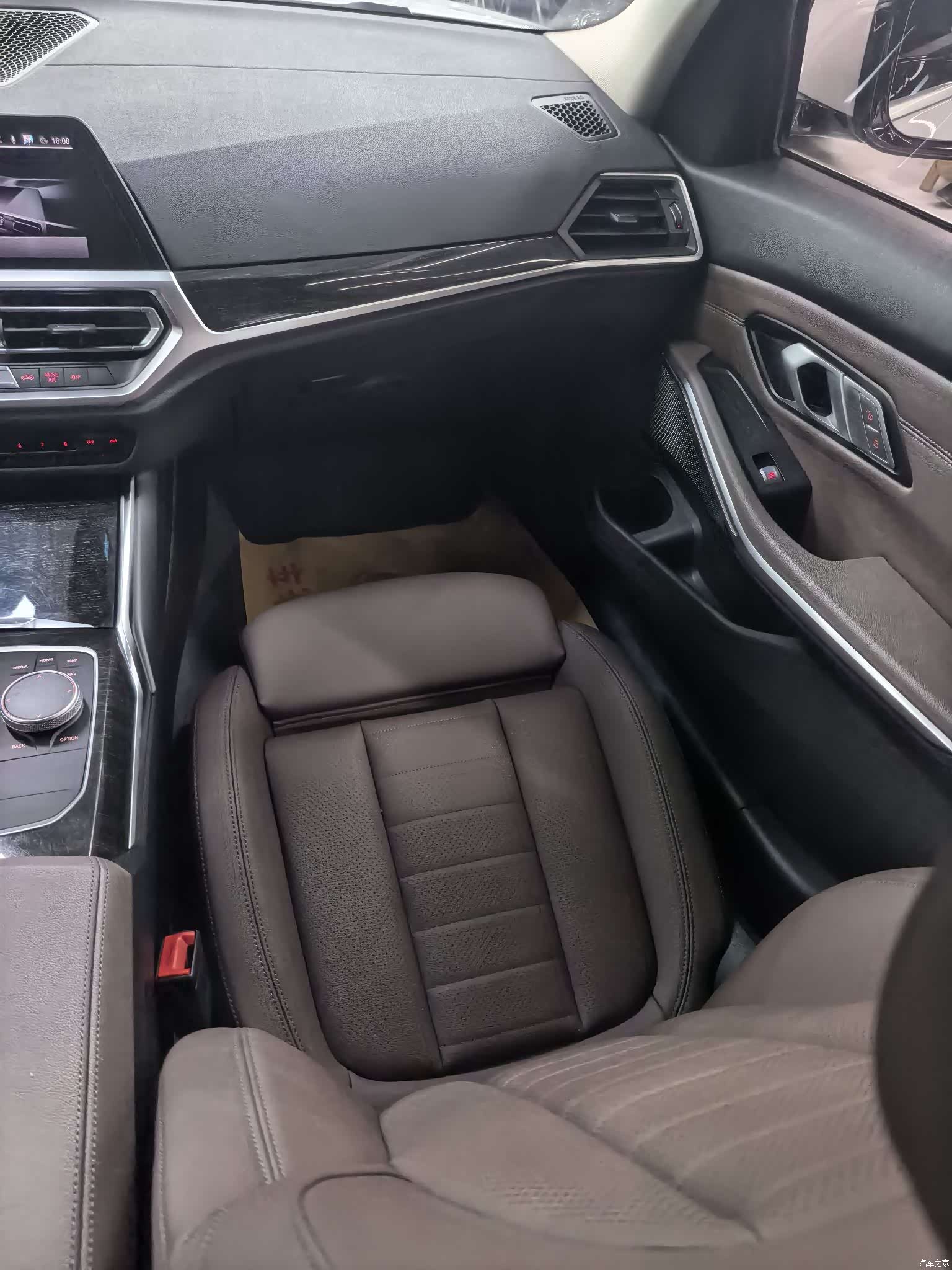 BMW 3 Series, 2021 8