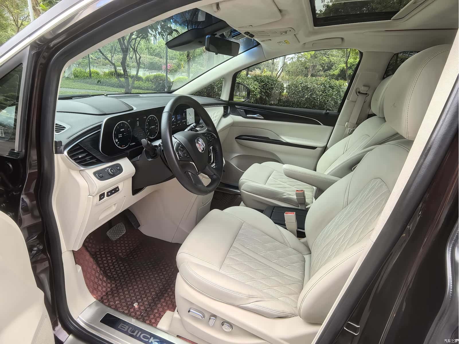 Buick GL8, 2020 12