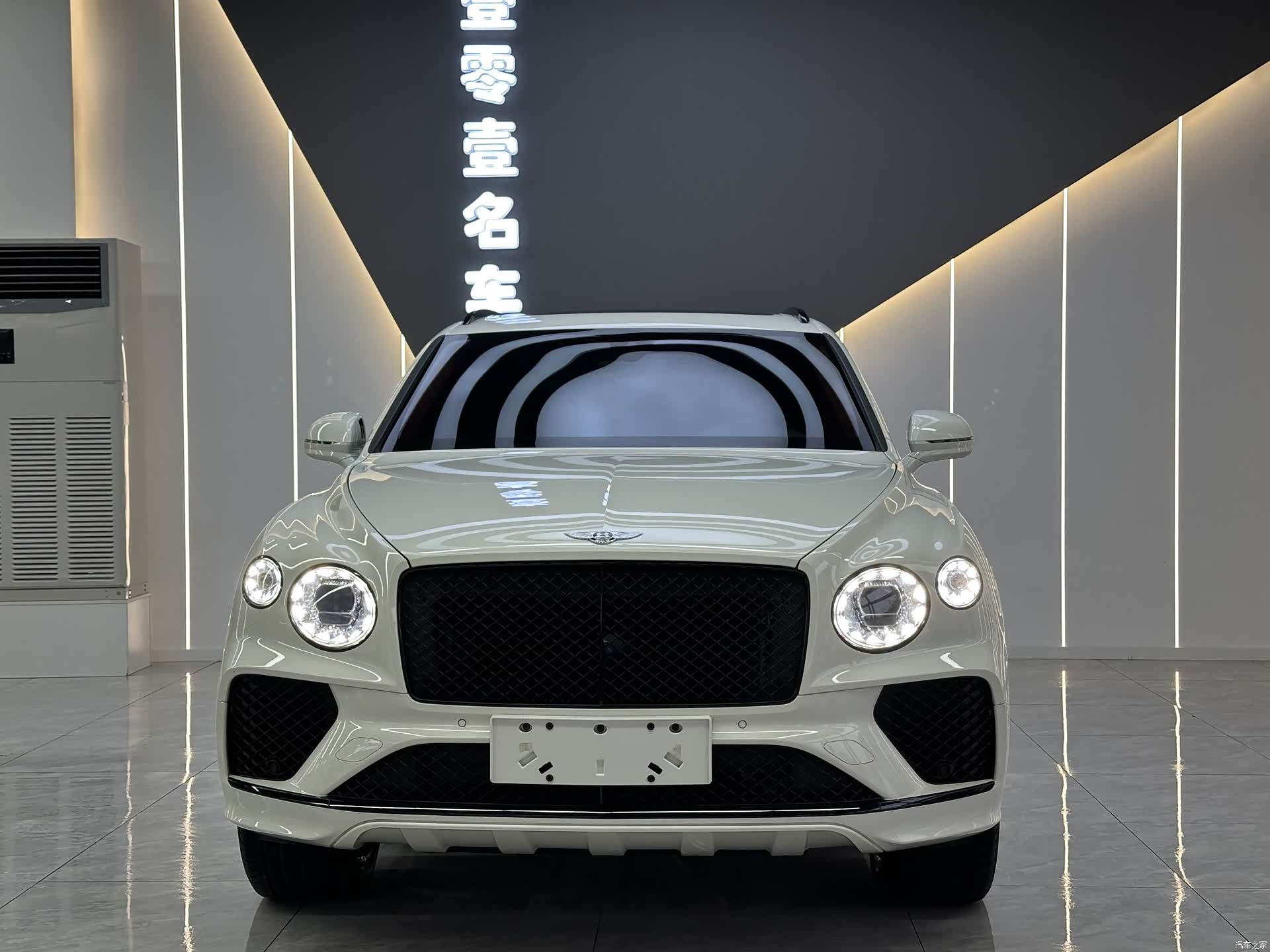 Bentley Bentayga, 2021 2