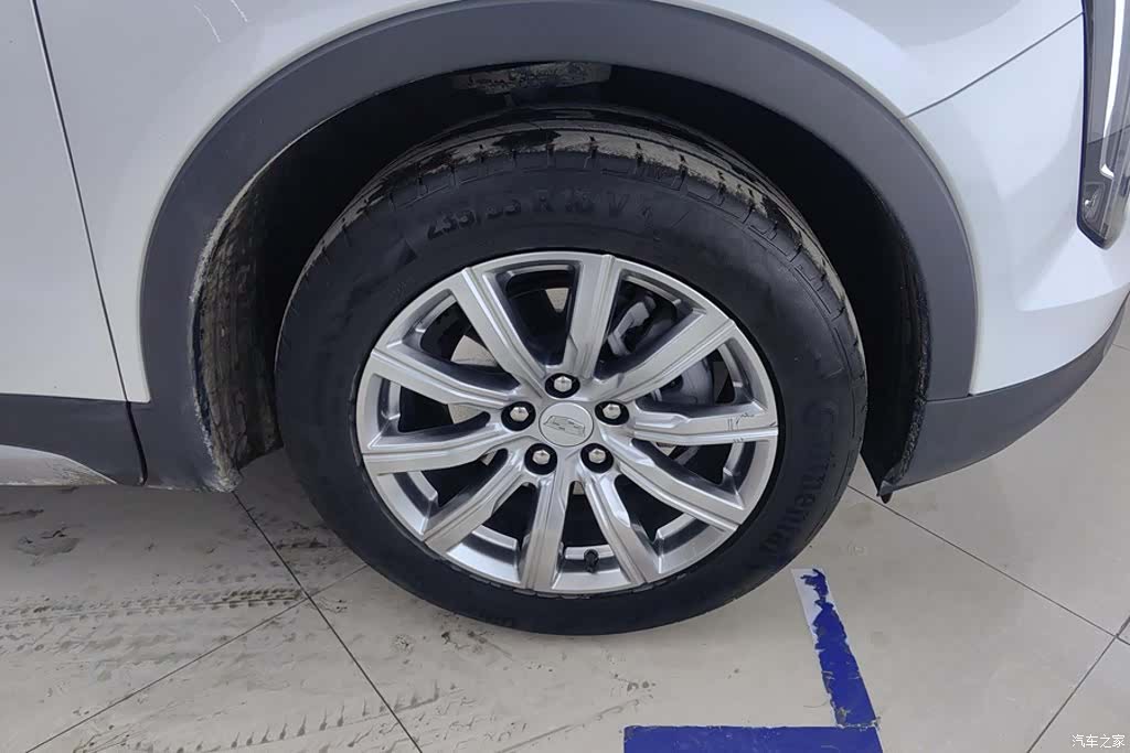 Cadillac XT4, 2022 6