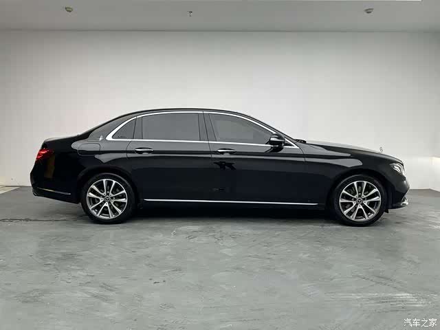 Mercedes-Benz E-Class, 2019 4