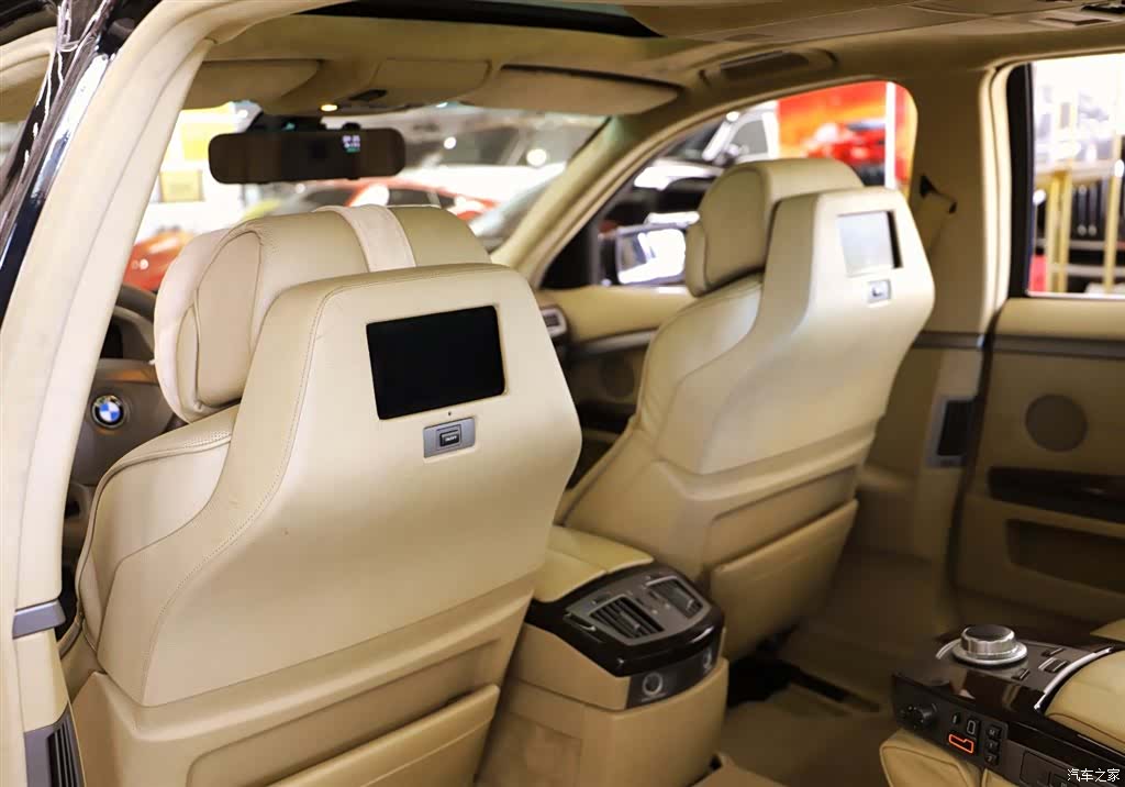 BMW 7 Series, 2008 9