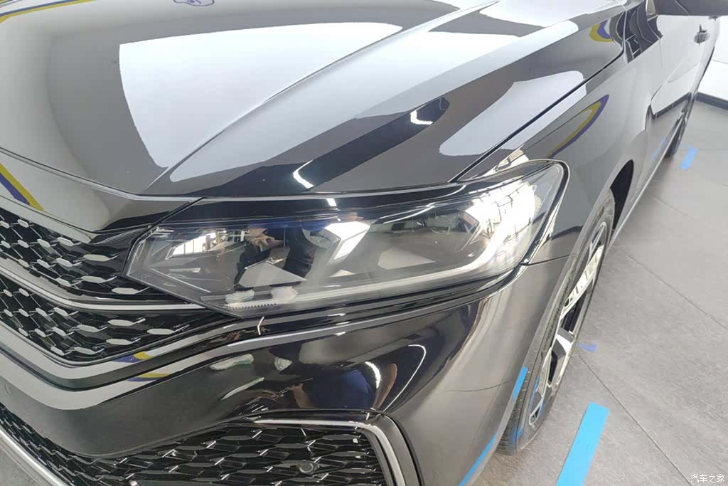 Volkswagen Passat, 2024 все фото