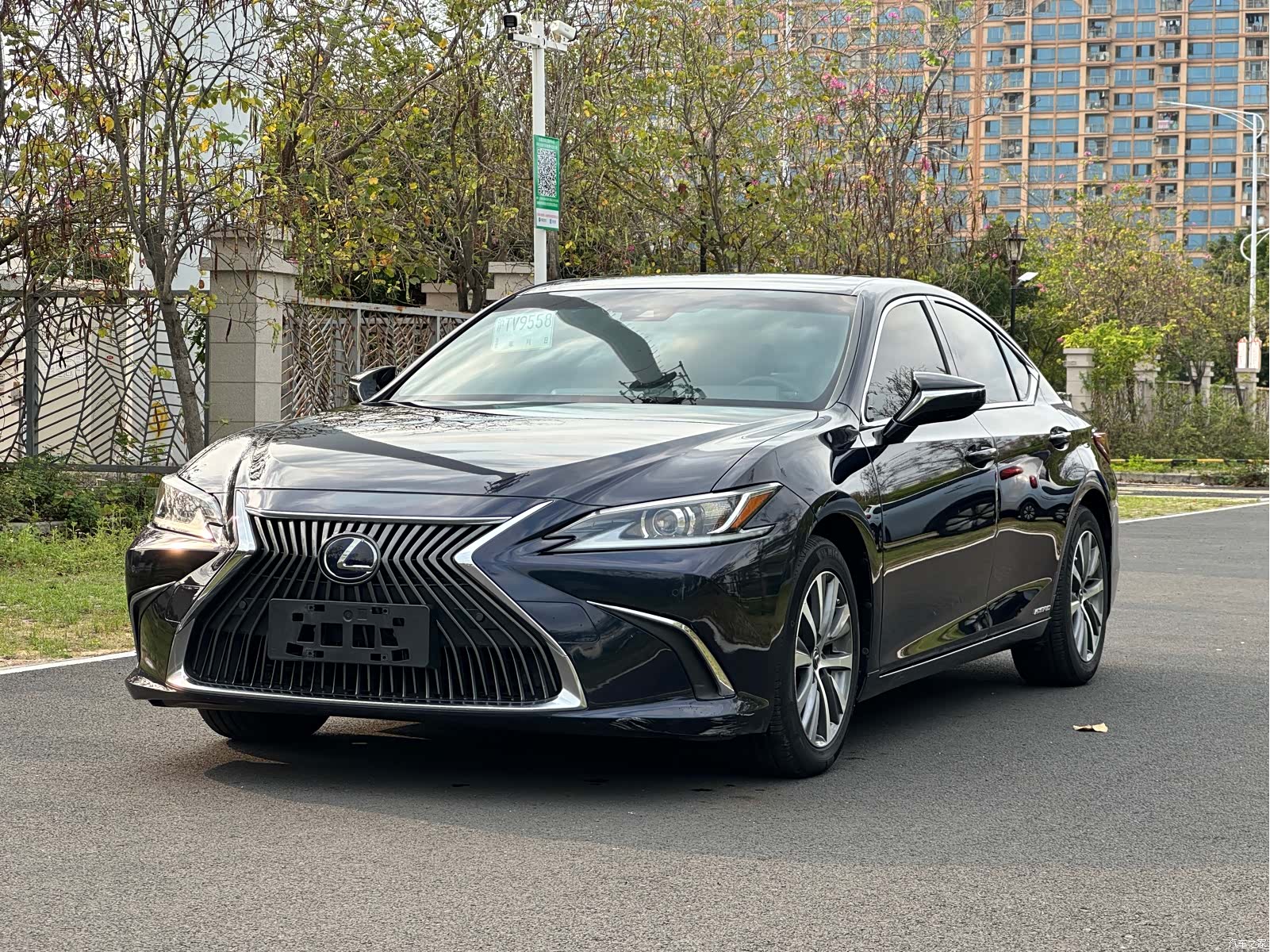 Lexus ES, 2018 1