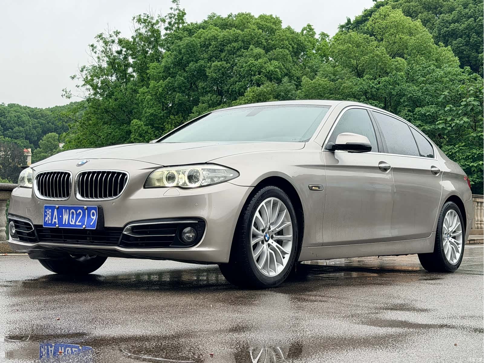 BMW 5 Series, 2016 1