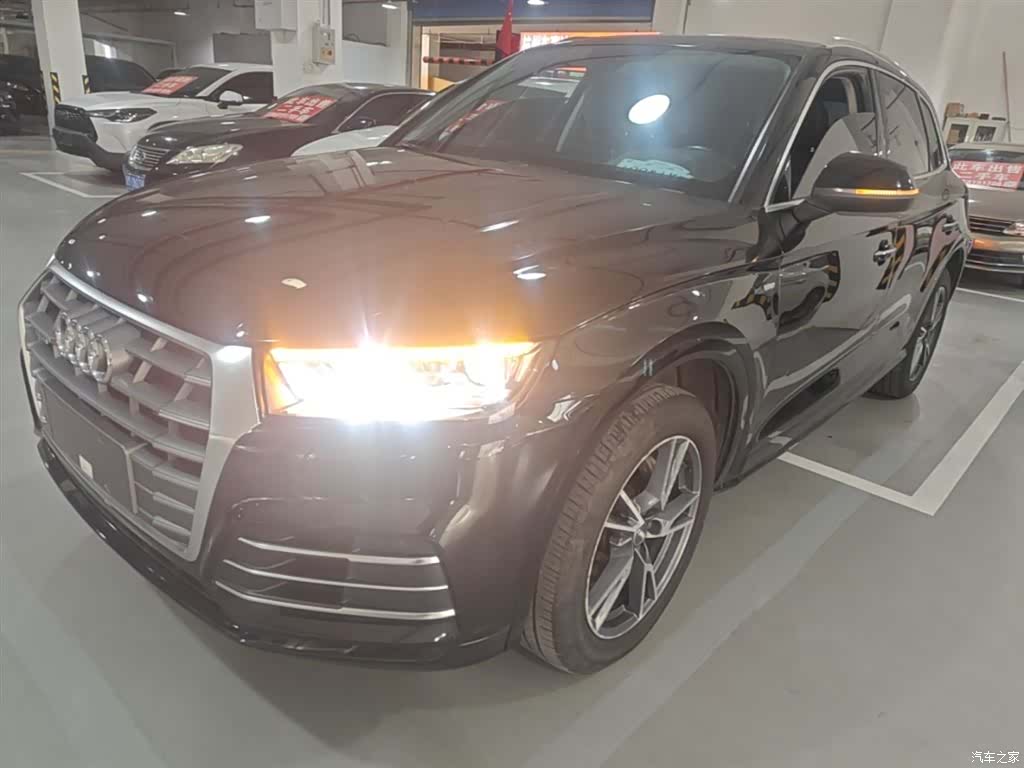 Audi Q5L, 2019 1
