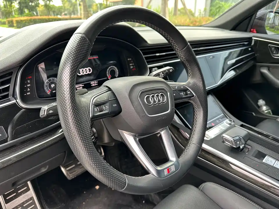 Audi Q8 Audi Q8