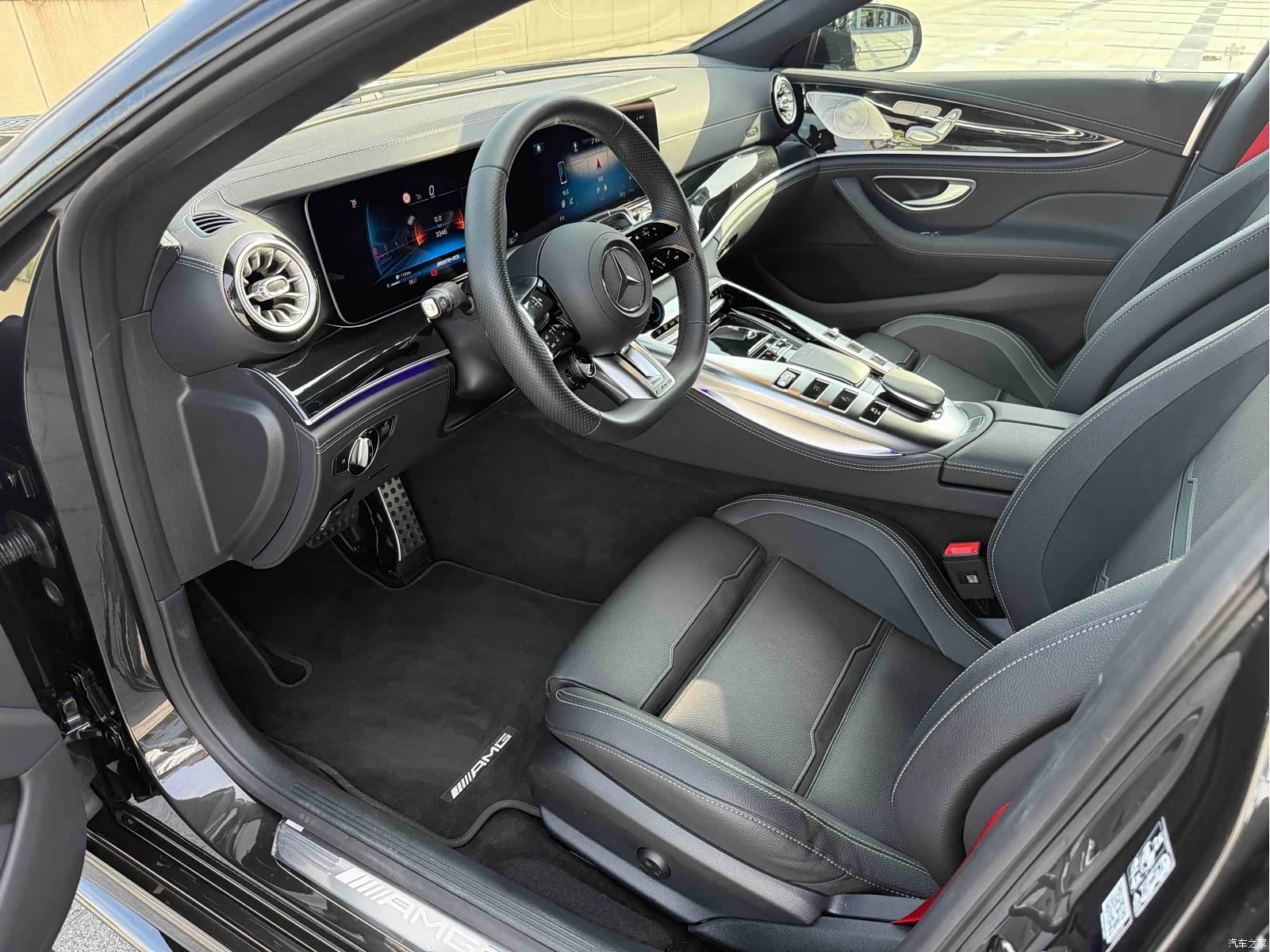 MG AMG, 2025 12