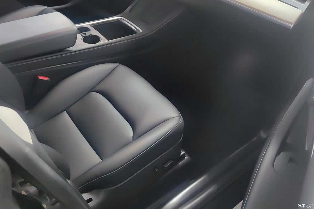 Tesla Model Y, 2022 8