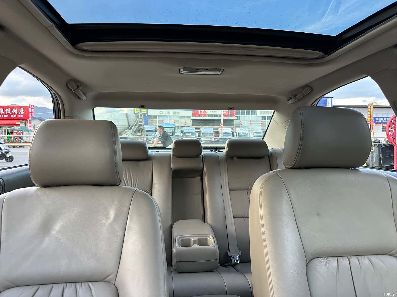 Toyota 05, 2004 15