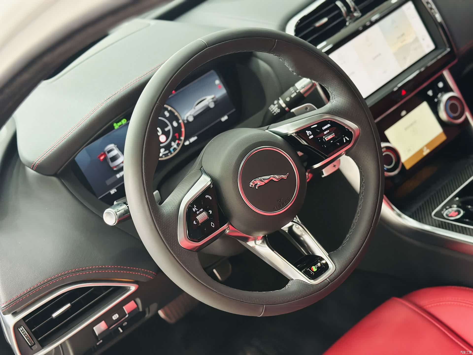 Land Rover XEL, 2021 12