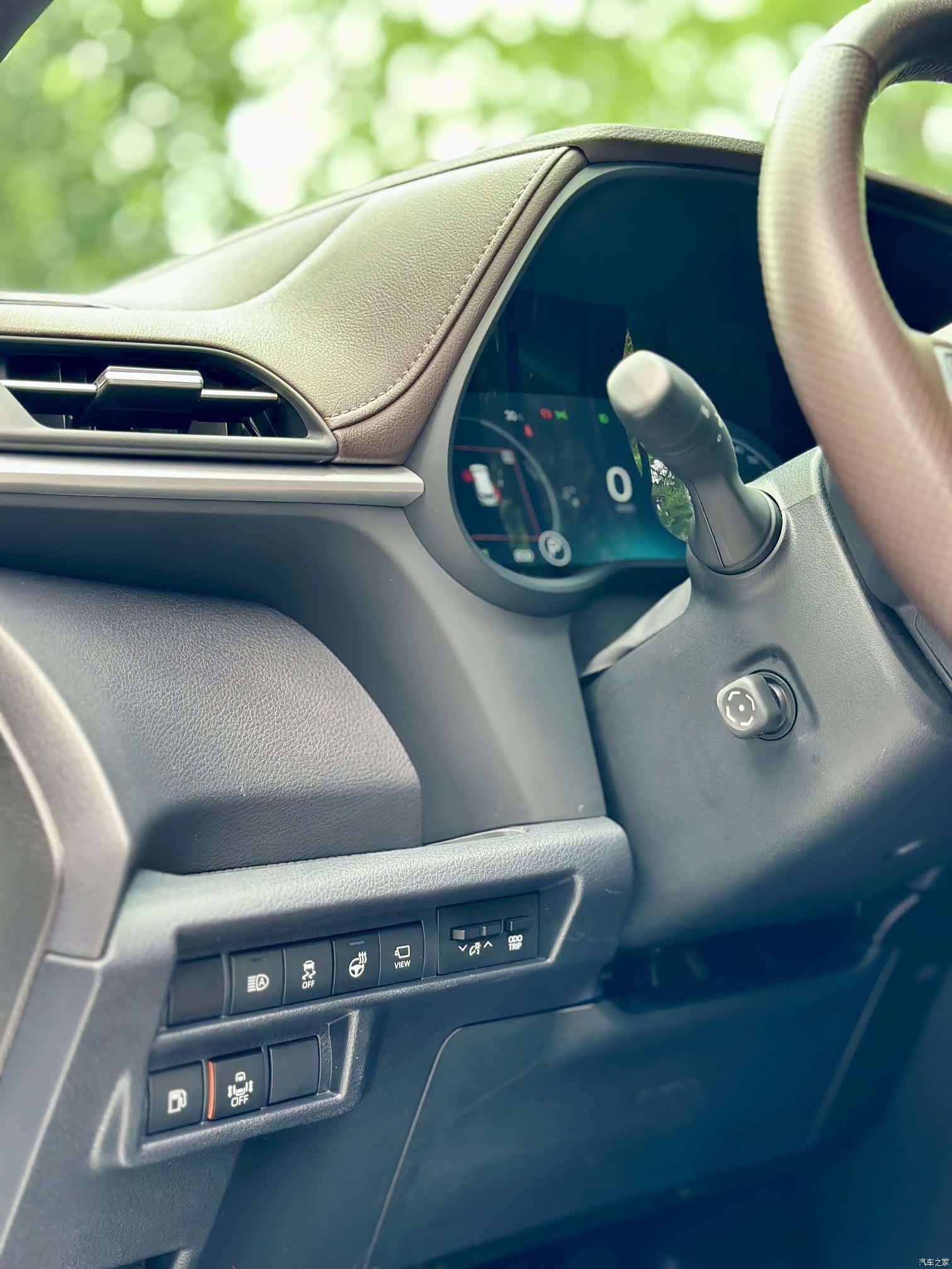 Toyota Granvia, 2023 17