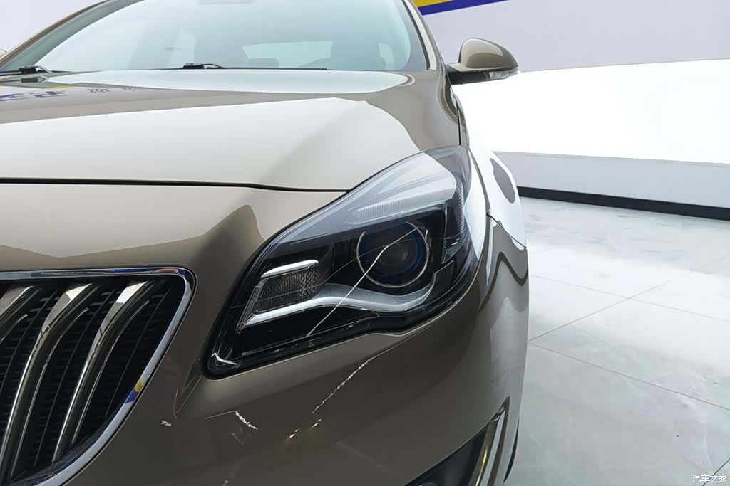Buick Regal, 2015 все фото