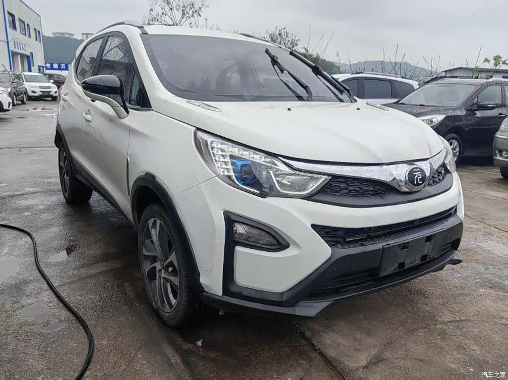 BYD Yuan, 2017 3