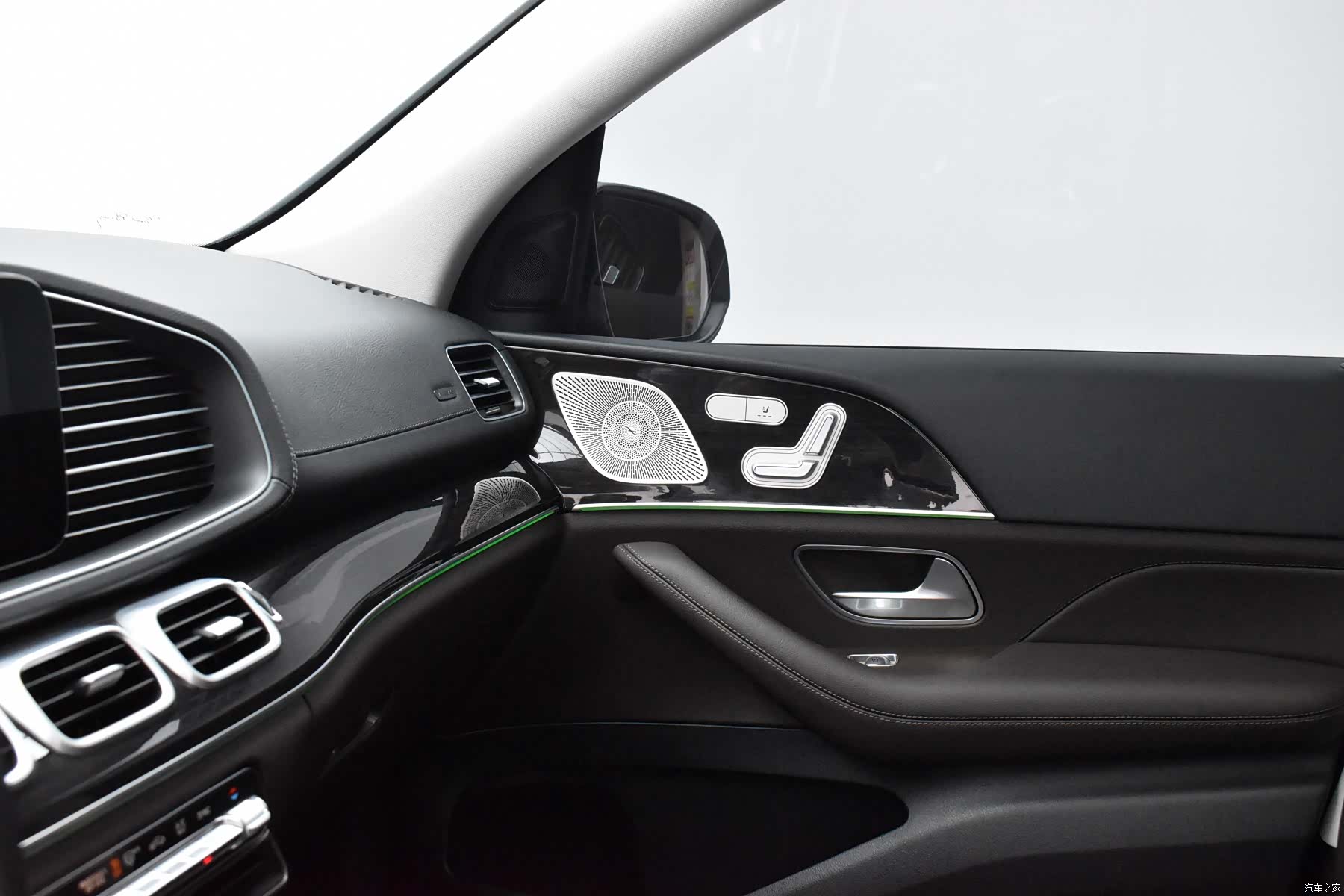 Mercedes-Benz GLE, 2022 11