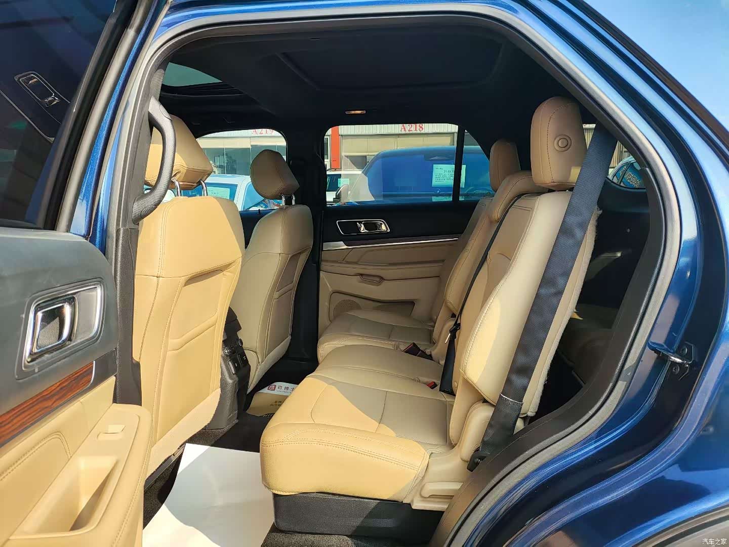 Ford Explorer, 2016 10