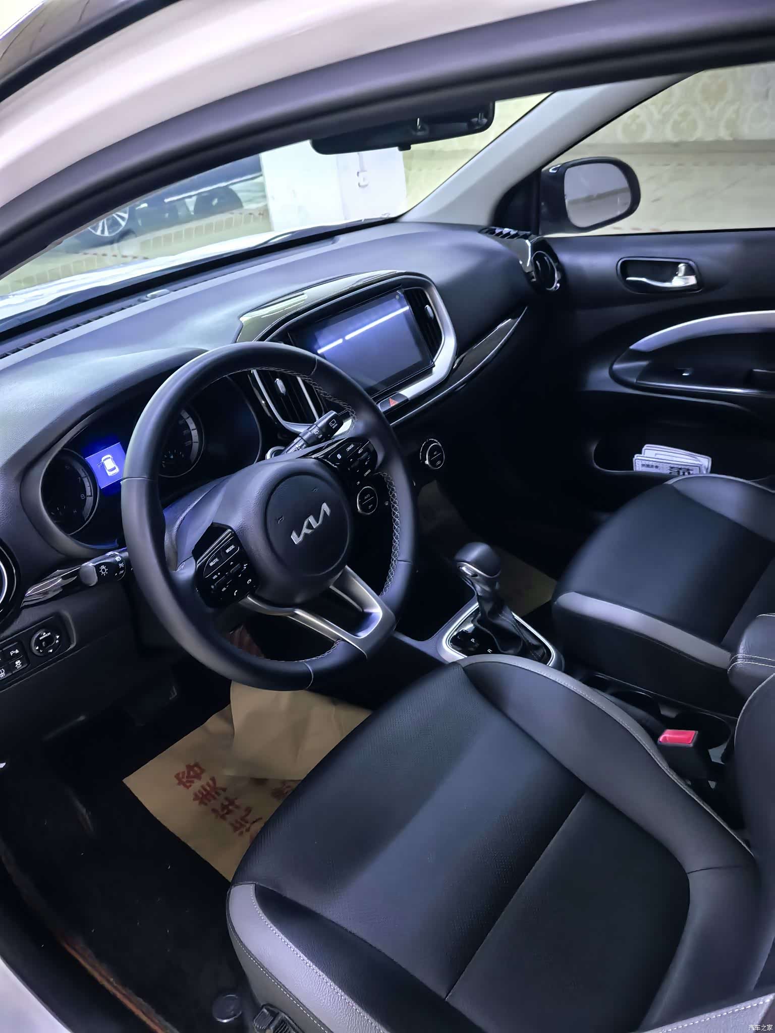 Kia KX1, 2022 4